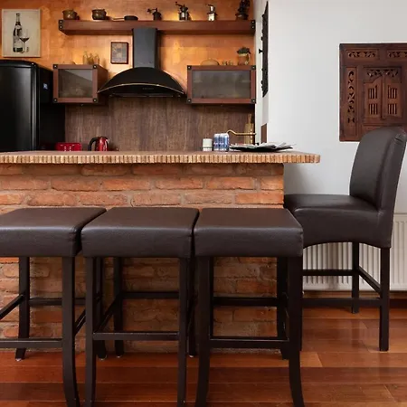 Centrum Wyjatkowy Przy Promenadzie Z Balkonem By Renters גדינייה