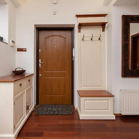 Centrum Wyjatkowy Przy Promenadzie Z Balkonem By Renters Apartman